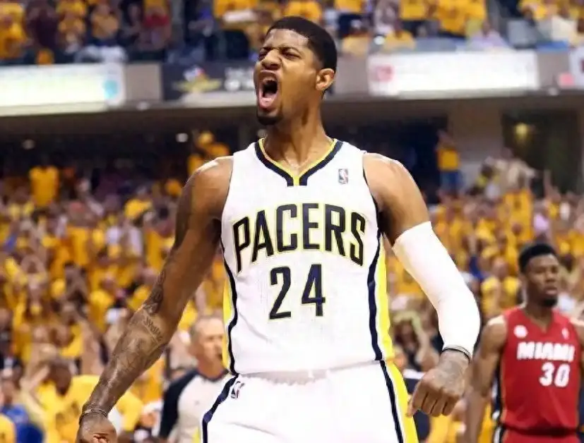 中场线前移 中场线前移